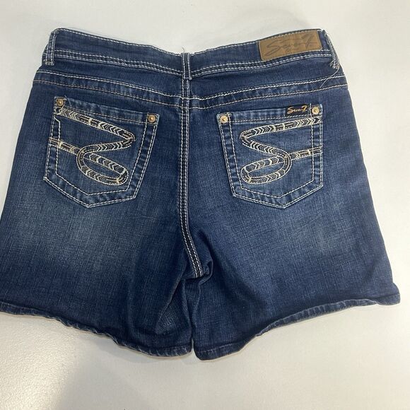 Seven 7 Women’s Dark Wash Denim Jean Shorts Size 10 Embroidered Back pockets - Picture 1 of 8
